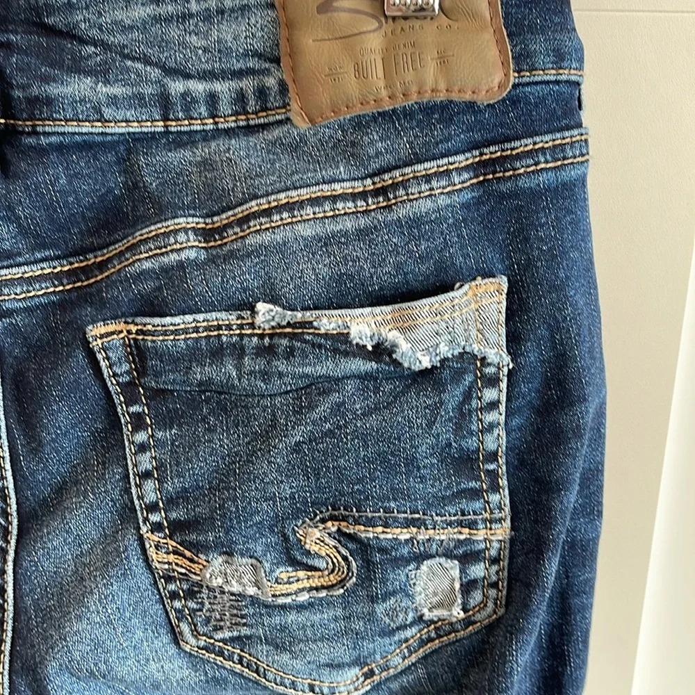 Silver Jean Co | Indigo Suki Capri | Dark Wash | W29/L22.5 - Picture 5 of 9